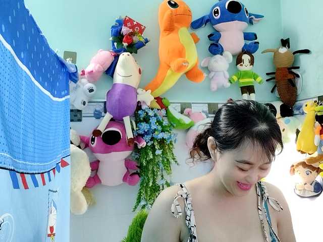 Youngsee69 webcam bongacams model stream image