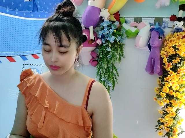 Youngsee69 webcam bongacams model stream image