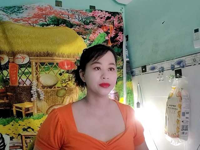 Youngsee69's BongaCams show and profile