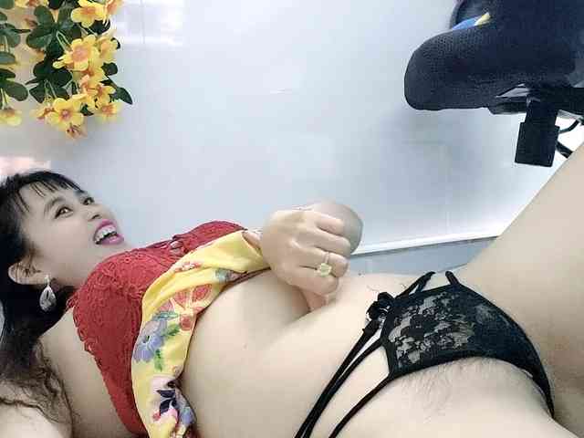 Youngsee69 webcam