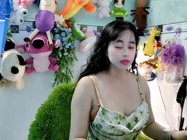 Youngsee69 webcam