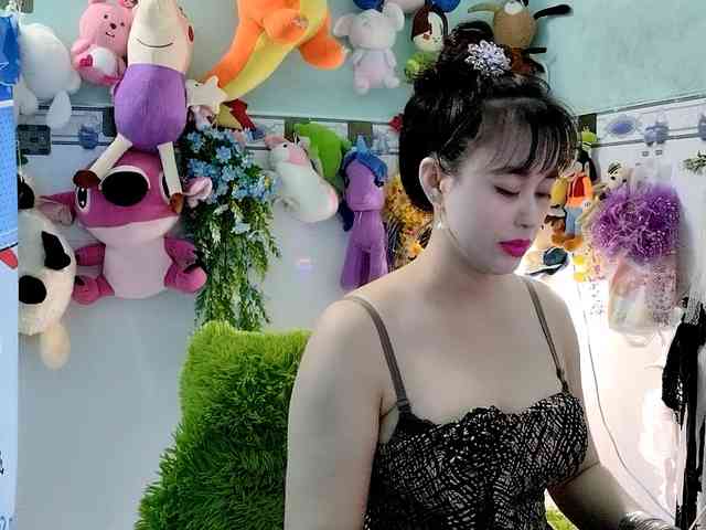 Youngsee69 webcam