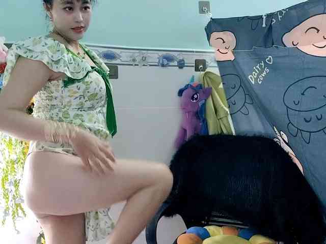 Youngsee69 webcam