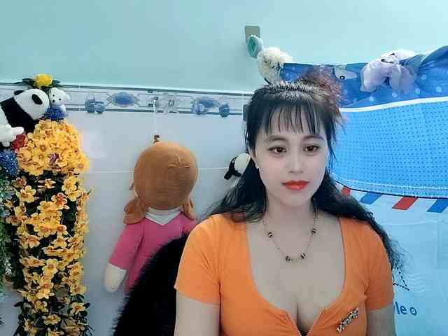 Youngsee69 webcam