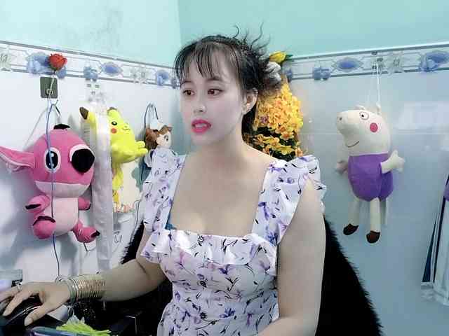 Youngsee69 webcam