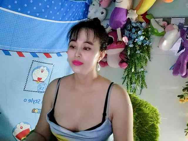 Youngsee69 webcam