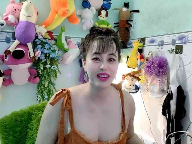 Youngsee69 webcam