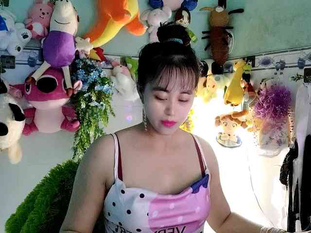 Youngsee69 webcam