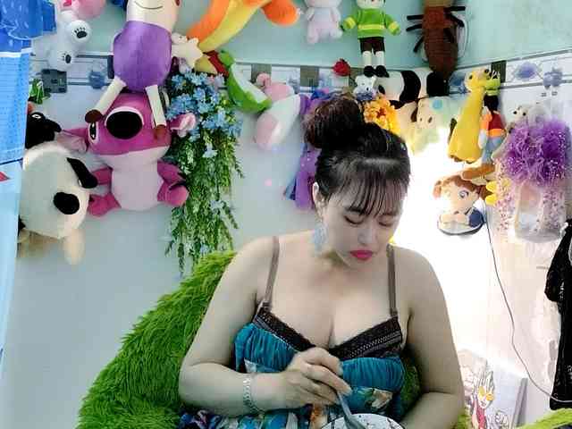 Youngsee69 webcam