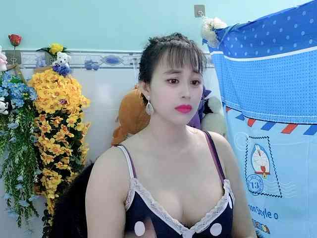 Youngsee69 webcam