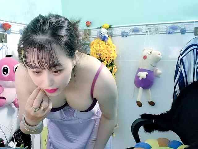 Youngsee69 webcam