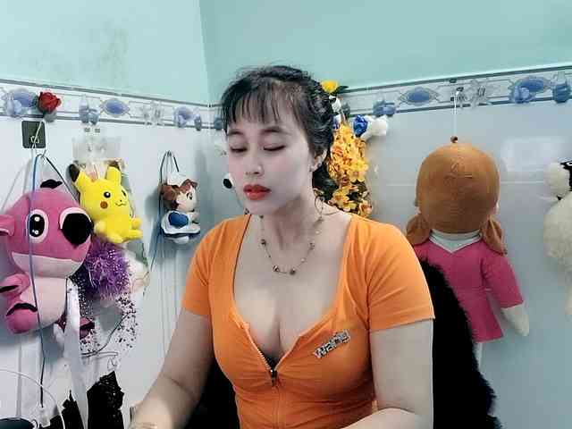 Youngsee69 webcam