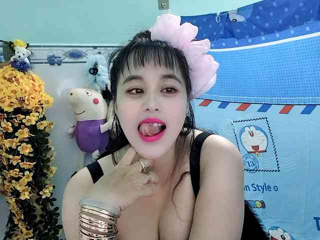 Youngsee69 webcam