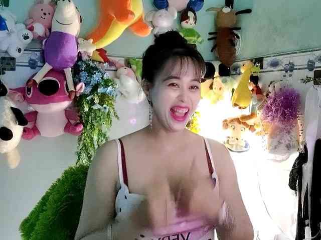 Youngsee69 webcam