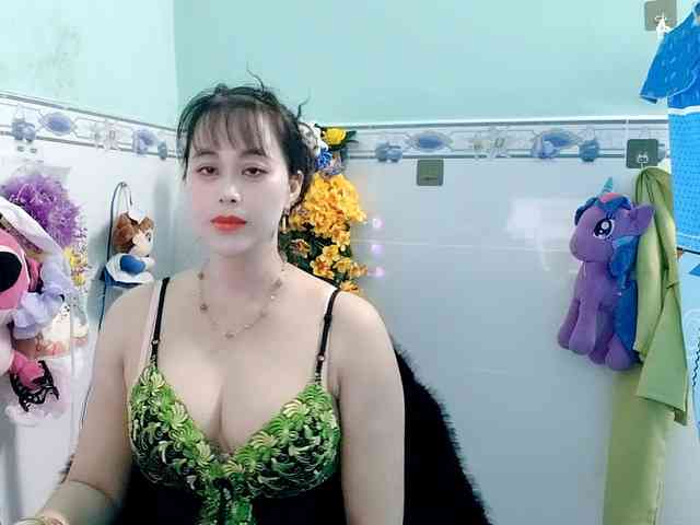 Youngsee69 webcam