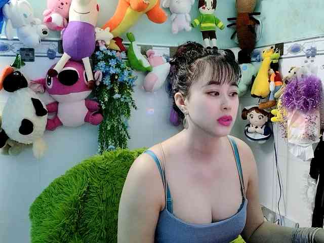 Youngsee69 webcam