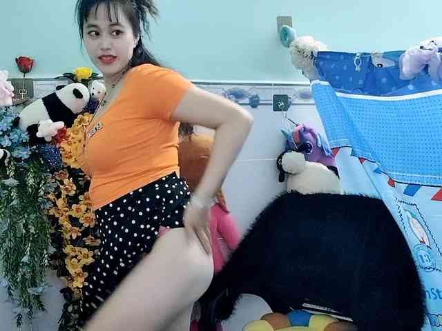 Youngsee69 webcam