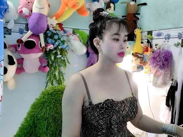 Youngsee69 webcam