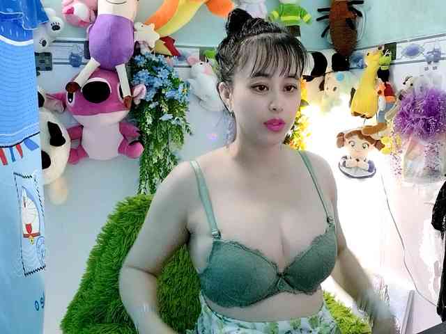 Youngsee69 webcam