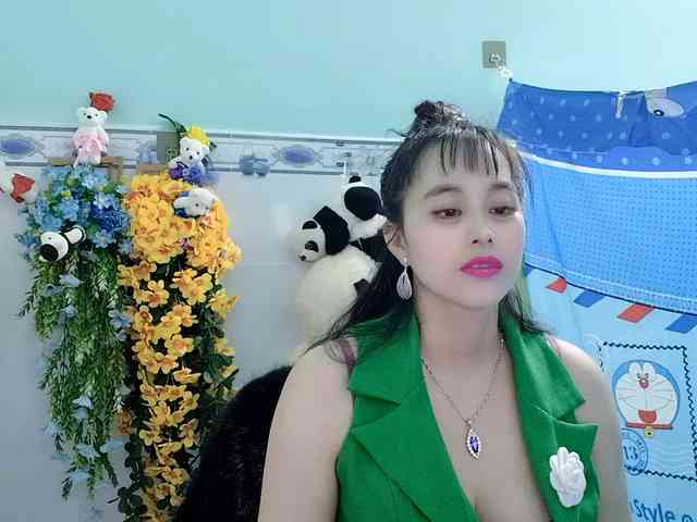 Youngsee69 webcam