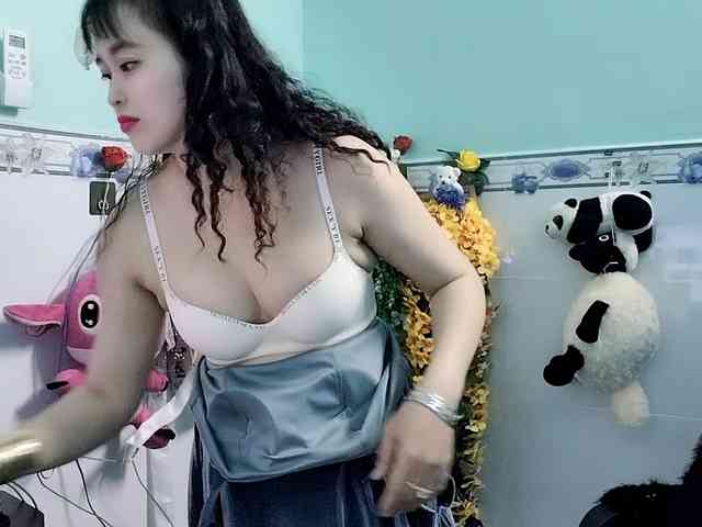 Youngsee69 webcam