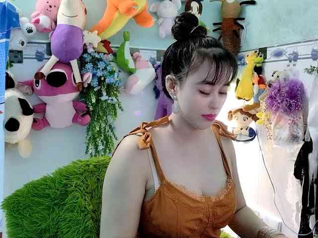 Youngsee69 webcam
