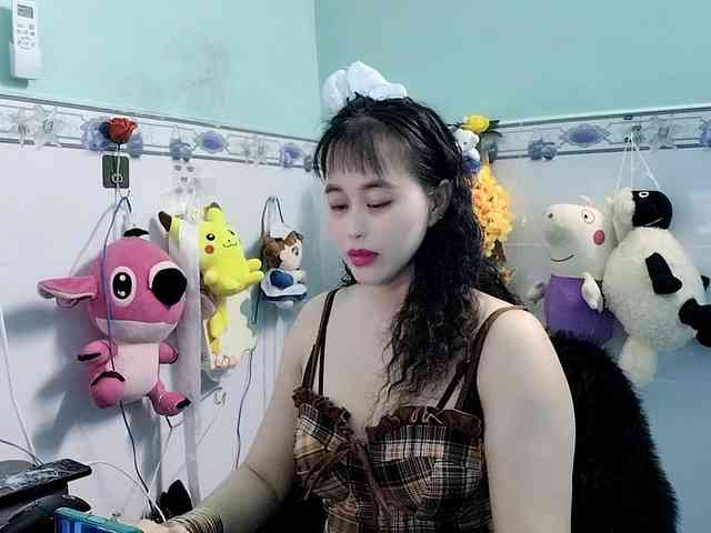Youngsee69 webcam