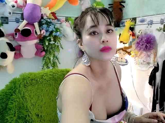 Youngsee69 webcam