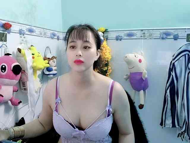 Youngsee69 webcam