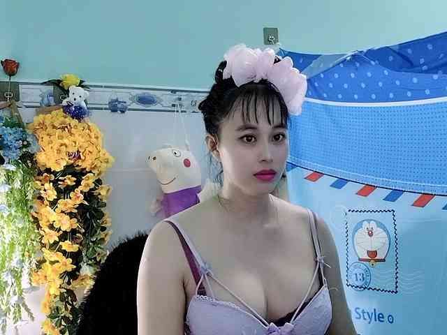 Youngsee69 webcam