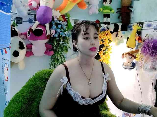 Youngsee69 webcam