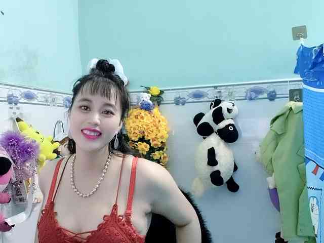 Youngsee69 webcam