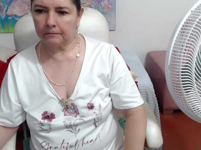  leonela chat room