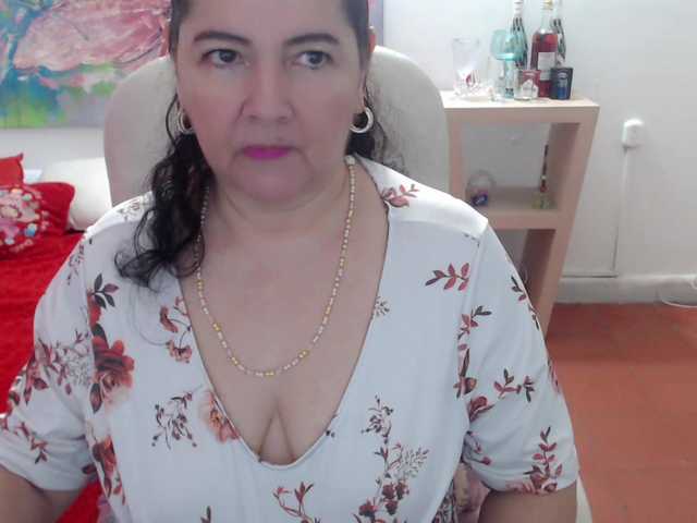 leonela from BongaCams is Freechat