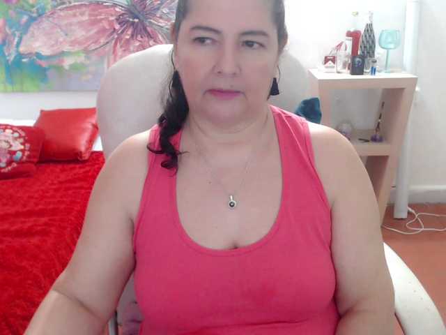 leonela's BongaCams show and profile