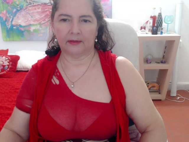 leonela's BongaCams show and profile