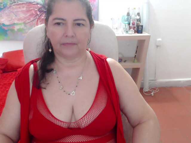 leonela's BongaCams show and profile