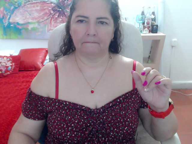 go to chat with leonela