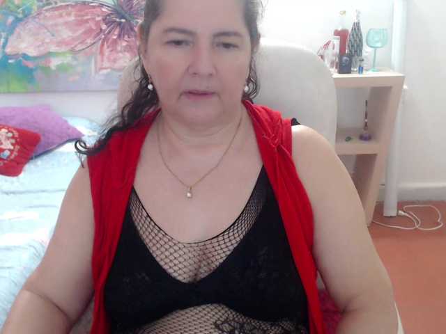 leonela's BongaCams show and profile