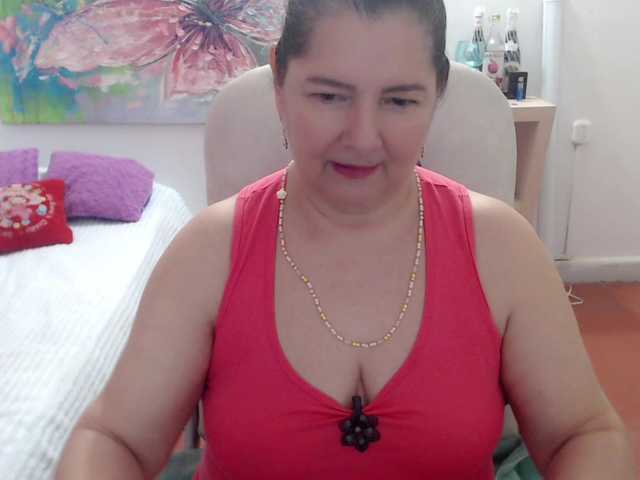 go to chat with leonela