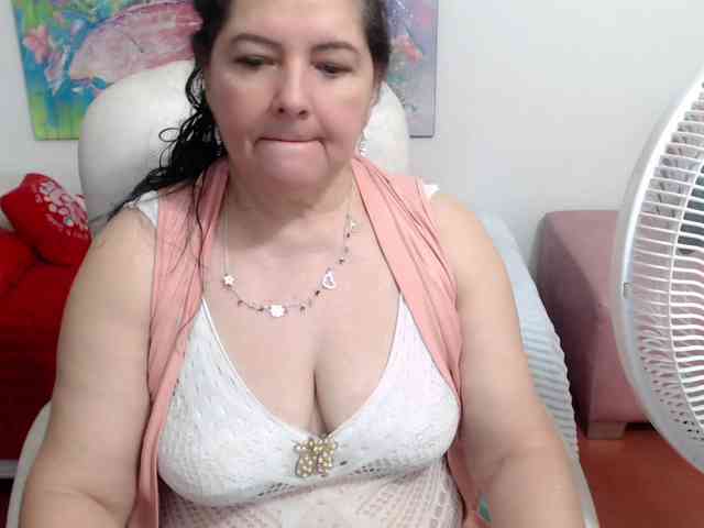 leonela webcam
