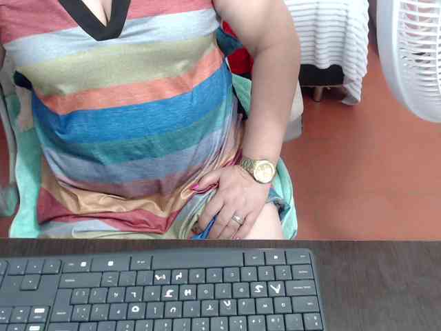 leonela webcam