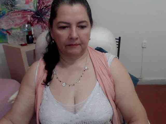 leonela webcam