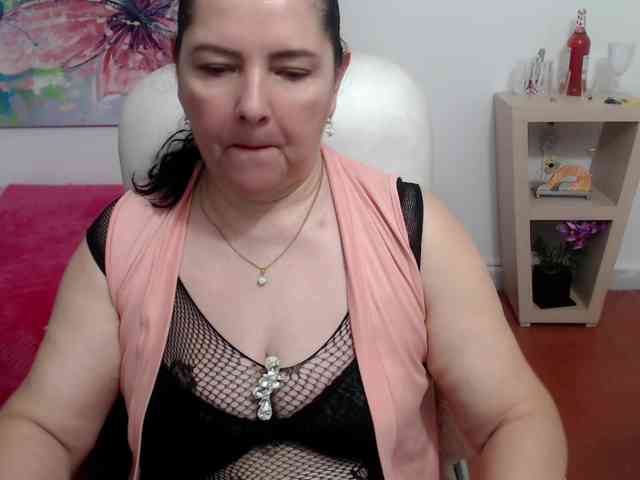 leonela webcam