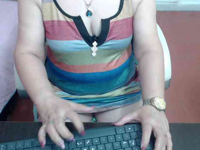 leonela webcam