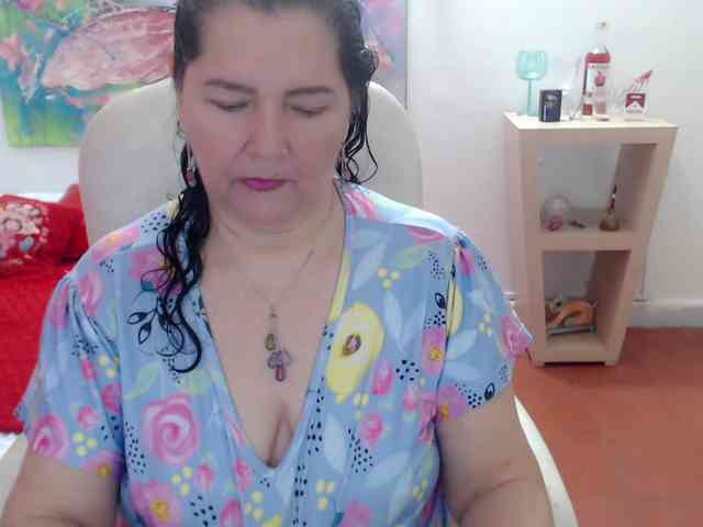 leonela webcam