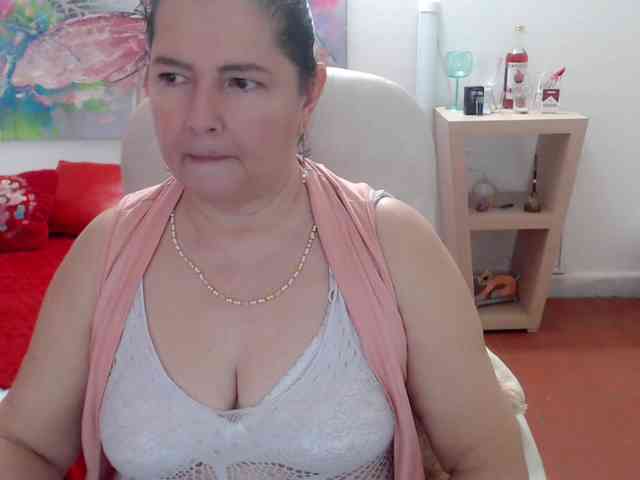 leonela webcam