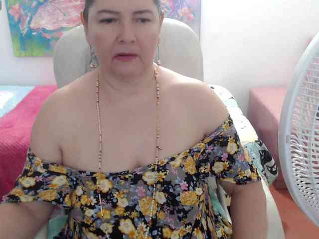 leonela webcam