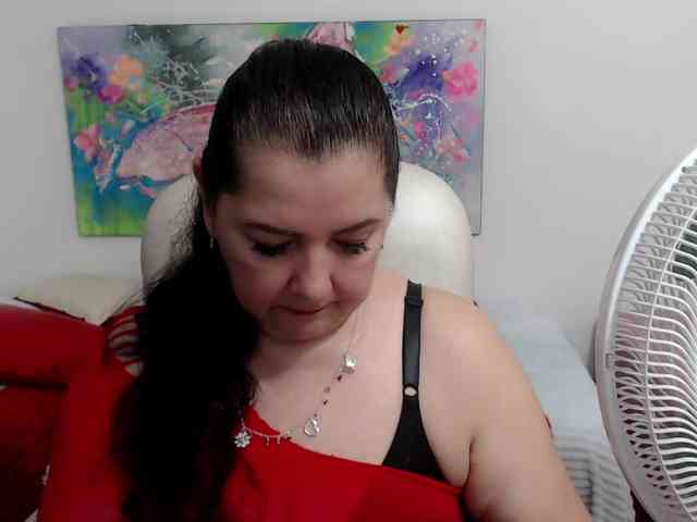 strip webcam Leonela