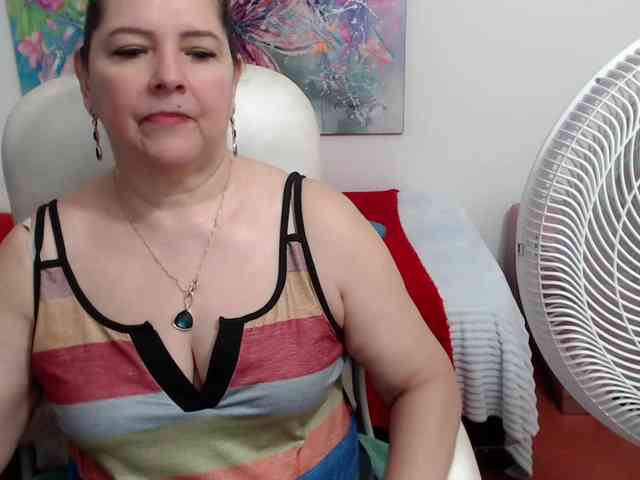 leonela webcam